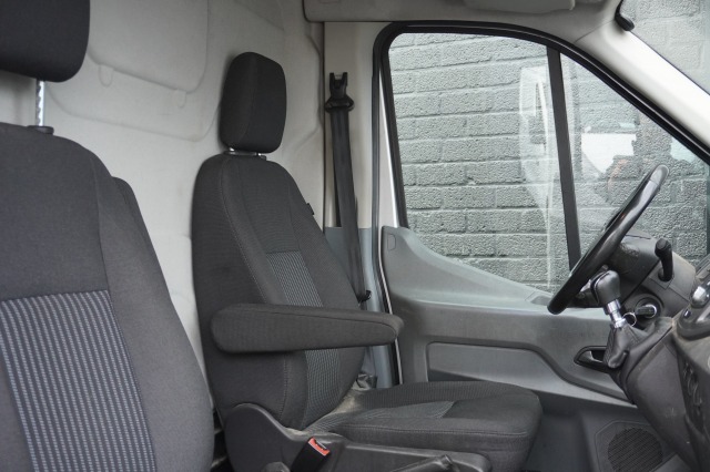 Ford Transit 2.0 TDCI 130PK L3H3 - EURO 6 - Airco - Navi - Cruise - €12.950,- Excl.