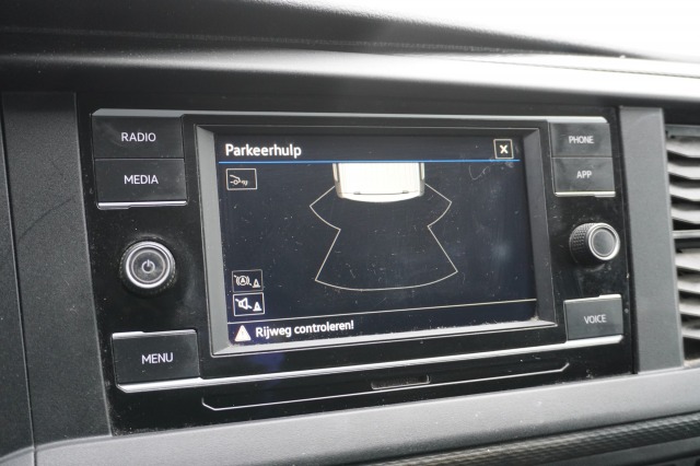 Volkswagen Transporter 2.0 TDI L2 - EURO 6 - Airco - Cruise - PDC - €14.900,- Excl. Volkswagen Transporter 2.0 TDI L2 - EURO 6 - Airco - Cruise - PDC - €14.900,- Excl.