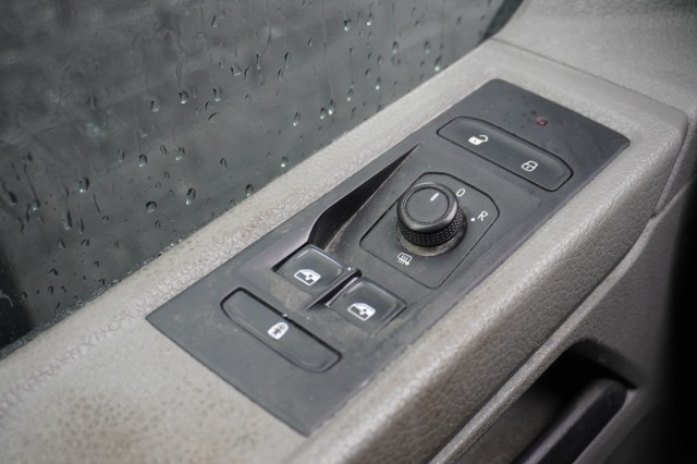 Volkswagen Transporter 2.0 TDI L2 - EURO 6 - Airco - Cruise - PDC - €14.900,- Excl. Volkswagen Transporter 2.0 TDI L2 - EURO 6 - Airco - Cruise - PDC - €14.900,- Excl.