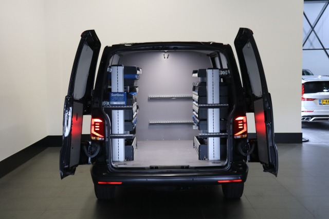 Volkswagen Transporter 2.0 TDI 150PK Automaat EURO 6 - Airco - Navi - Cruise - €17.900,- Excl. Volkswagen Transporter 2.0 TDI 150PK Automaat EURO 6 - Airco - Navi - Cruise - €17.900,- Excl.