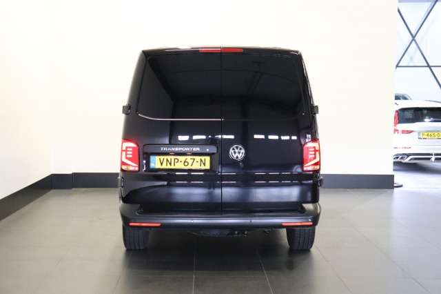 Volkswagen Transporter 2.0 TDI 150PK Automaat EURO 6 - Airco - Navi - Cruise - €17.900,- Excl. Volkswagen Transporter 2.0 TDI 150PK Automaat EURO 6 - Airco - Navi - Cruise - €17.900,- Excl.