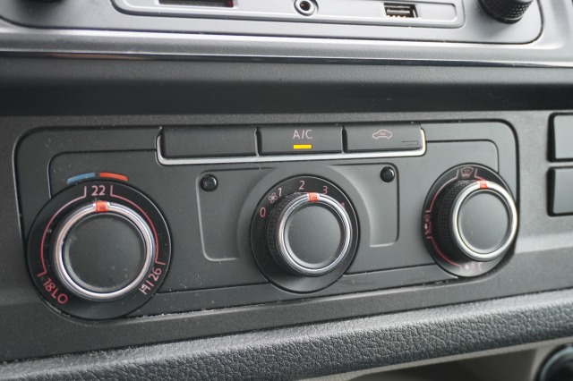 Volkswagen Transporter 2.0 TDI 150PK EURO 6 - Airco - Cruise - PDC - €14.499,- Excl.