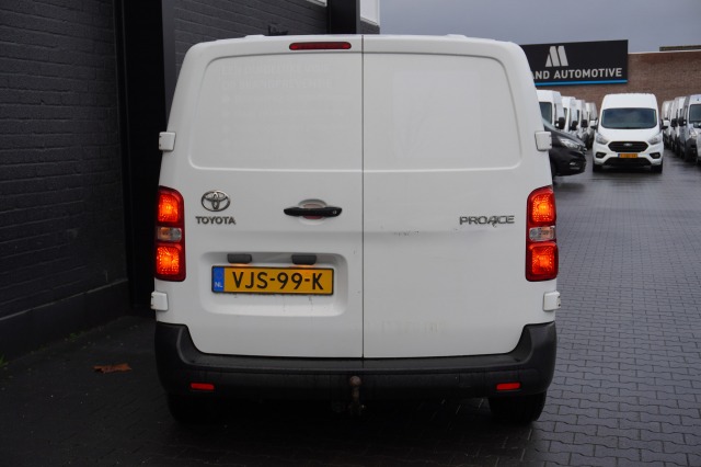 Toyota ProAce Compact 1.5 D-4D - EURO 6 - Airco - Cruise - Trekhaak - €11.950,- Excl.
