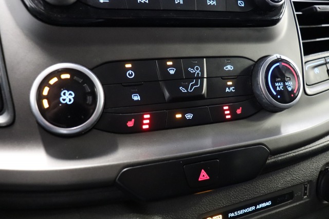 Ford Transit Custom 2.0 TDCI 130PK L2 - EURO 6 - Airco - Navi - Cruise - €19.900,- Excl.