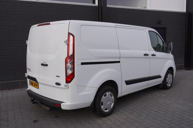 Ford Transit Custom 2.0 TDCI EURO 6 - Airco - Cruise - PDC - € 13.950,- Excl.