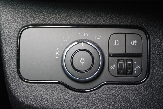 Mercedes-Benz Sprinter 314 2.2 CDI L2H2 Automaat EURO 6 - A/C climate - Navi - Cruise - € 19.900,- Excl.