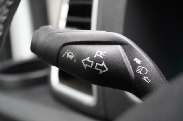 Ford Transit 2.0 TDCI 130PK L2H2 EURO 6 - Airco - Navi - Cruise - € 19.950,- Excl.