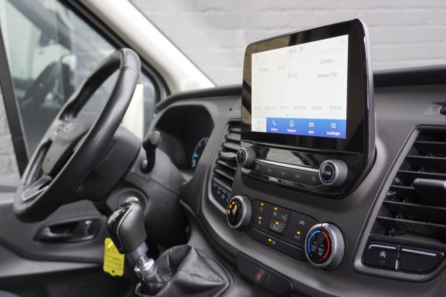 Ford Transit 2.0 TDCI 130PK L3H2 EURO 6 - Airco - Navi - Cruise - € 11.950,- Excl.