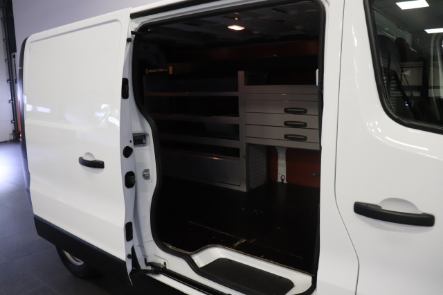 Renault Trafic 2.0 Blue dCi 130PK L2 EURO 6 - Airco - Navi - Cruise - €19.950,- Excl.