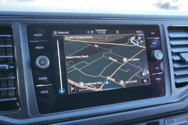 Volkswagen Crafter 2.0 TDI 140PK L3H3 EURO 6 - Airco - Navi - Cruise - € 17.900,-  Excl.