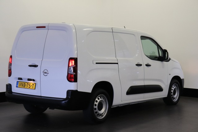 Opel Combo 1.5D 102PK L2 EURO 6 - Airco - Navi - Cruise - € 11.499,- Excl.