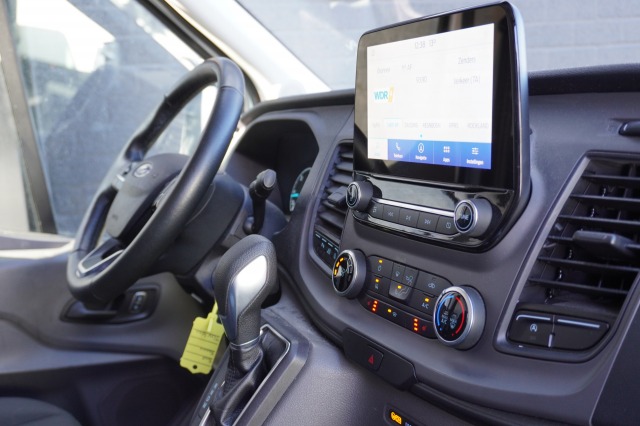 Ford Transit 2.0 TDCI 130PK AUTOMAAT L2H2 - EURO 6 - Airco - Navi - Cruise - €16.950,- Excl.