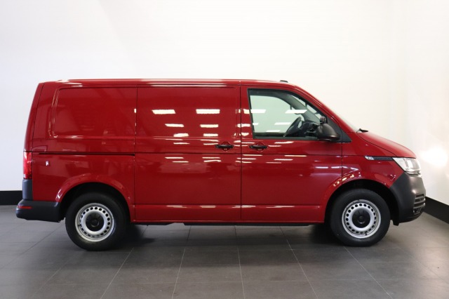 Volkswagen Transporter 2.0 TDI 150PK Automaat EURO 6 - Airco - Cruise - PDC - € 14.900,- Excl.