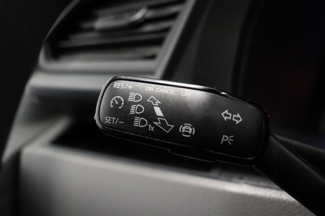 Volkswagen Transporter 2.0 TDI 150PK Automaat EURO 6 - Airco - Cruise - PDC - € 14.900,- Excl.