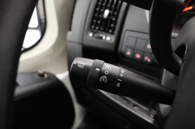 Peugeot Boxer 2.2 BlueHDi 120PK L2H2 2x Schuifdeur - Airco - Navi - Cruise - € 11.950,- Excl.