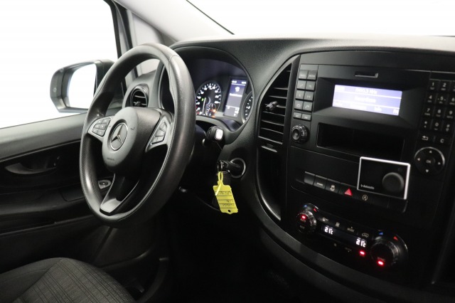 Mercedes-Benz Vito 114 CDI Lang Automaat EURO 6 - A/Climate - Cruise - PDC - € 16.950,-- Excl. Mercedes-Benz Vito 114 CDI Lang Automaat EURO 6 - A/Climate - Cruise - PDC - € 16.950,-- Excl.