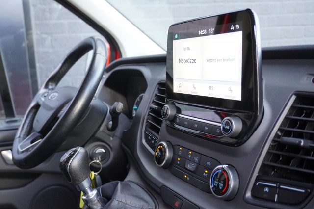 Ford Transit Custom 2.0 TDCI EURO 6 - Airco - Cruise - Camera - €12.950,- Excl.