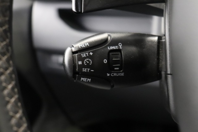 Opel Vivaro 2.0 CDTI 177PK L3 Automaat EURO 6 - Airco - Navi - Cruise - €17.900,- Excl.