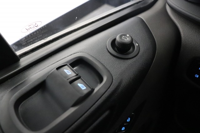 Ford Transit Custom 2.0 TDCI 130PK Automaat 2x Schuifdeur EURO 6 - Airco - Navi - ACC - €16.900,- Excl.