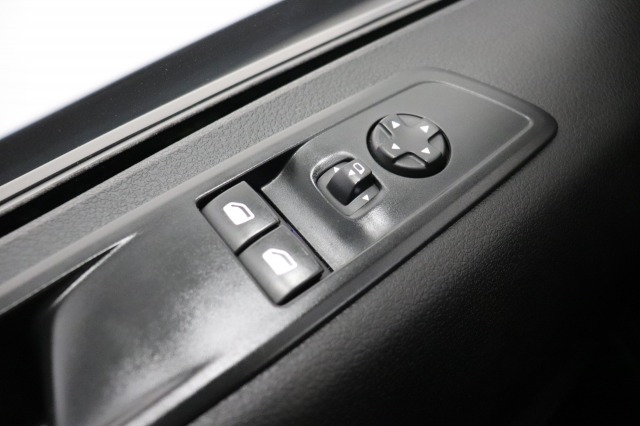 Opel Vivaro 2.0 BlueHDi 145PK Automaat L2 EURO 6 - Airco - Navi - Cruise - €18.950,- Excl.