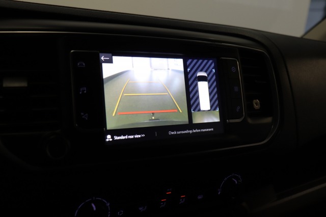 Opel Vivaro 2.0 CDTI L3 Automaat EURO 6 - Airco - Cruise - Camera - € 17.950,- Excl. Opel Vivaro 2.0 CDTI L3 Automaat EURO 6 - Airco - Cruise - Camera - € 17.950,- Excl.