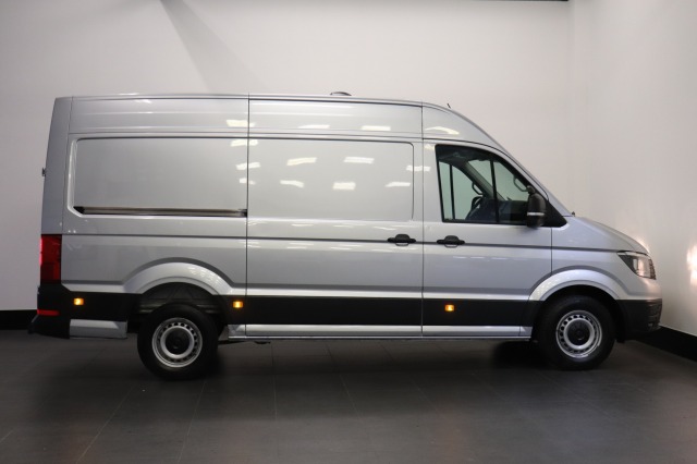 Volkswagen Crafter 2.0 TDI L3H3 EURO 6 - Airco - Cruise - PDC - € 15.900,- Excl. Volkswagen Crafter 2.0 TDI L3H3 EURO 6 - Airco - Cruise - PDC - € 15.900,- Excl.