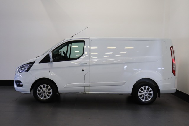 Ford Transit Custom 2.0 TDCI 170PK Automaat EURO 6 - Airco - Cruise - PDC - € 17.900,- Excl. Ford Transit Custom 2.0 TDCI 170PK Automaat EURO 6 - Airco - Cruise - PDC - € 17.900,- Excl.