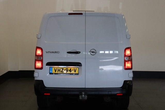 Opel Vivaro 2.0 CDTI L3 Automaat Dubbele Cabine EURO 6 - Airco - Cruise - Camera - € 18.950,- Excl. Opel Vivaro 2.0 CDTI L3 Automaat Dubbele Cabine EURO 6 - Airco - Cruise - Camera - € 18.950,- Excl.
