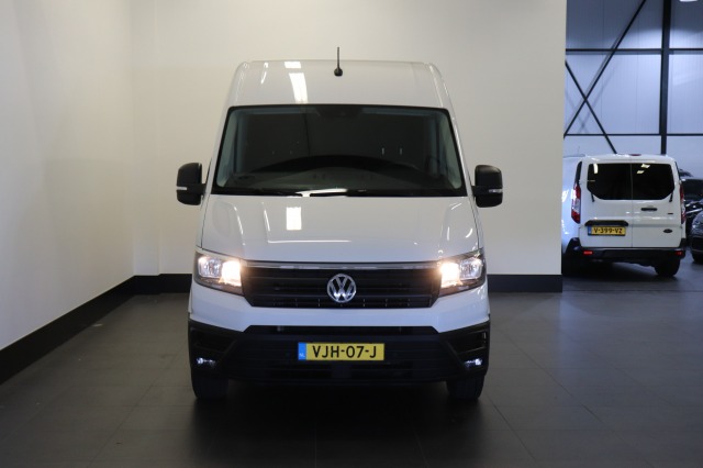 Volkswagen Crafter 2.0 TDI L3H3 EURO 6 - Airco - Cruise - Trekhaak - Camera - € 17.900,- Excl. Volkswagen Crafter 2.0 TDI L3H3 EURO 6 - Airco - Cruise - Trekhaak - Camera - € 17.900,- Excl.