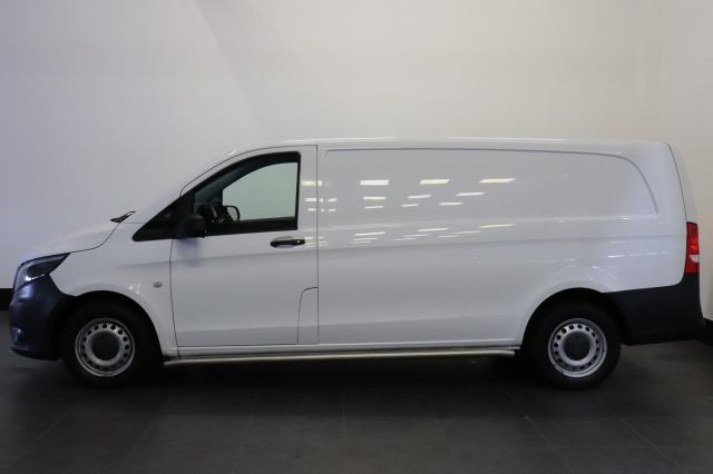 Mercedes-Benz Vito 110 CDI XL EURO 6 - Airco - Camera - Laadbrug - € 13.499,- Excl. Mercedes-Benz Vito 110 CDI XL EURO 6 - Airco - Camera - Laadbrug - € 13.499,- Excl.