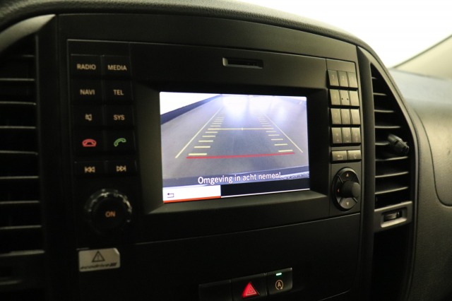 Mercedes-Benz Vito 110 CDI XL EURO 6 - Airco - Camera - Laadbrug - € 13.499,- Excl. Mercedes-Benz Vito 110 CDI XL EURO 6 - Airco - Camera - Laadbrug - € 13.499,- Excl.