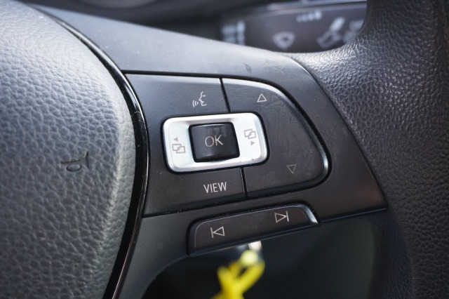 Volkswagen Crafter 2.0 TDI 140PK L3H3 EURO 6 - Airco - Cruise - Camera - € 18.950,- Excl.