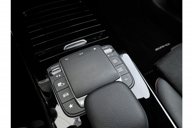 Mercedes-Benz A-Klasse 250 e Business Solution AMG Limited 94% SOH | Pano | Sfeer | Camera | Orig. NL | €20.900,- incl. BTW Mercedes-Benz A-Klasse 250 e Business Solution AMG Limited 94% SOH | Pano | Sfeer | Camera | Orig. NL | €20.900,- incl. BTW