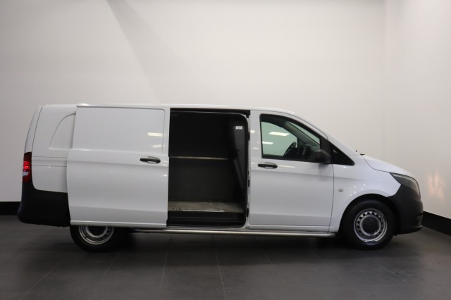 Mercedes-Benz Vito 111 CDI XL EURO 6 - Airco - Camera - Trekhaak - €8.950,- excl.