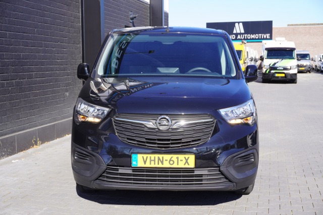 Opel Combo 1.5D 102PK EURO 6 - Airco - Navi - Cruise - € 10.900,- Excl.