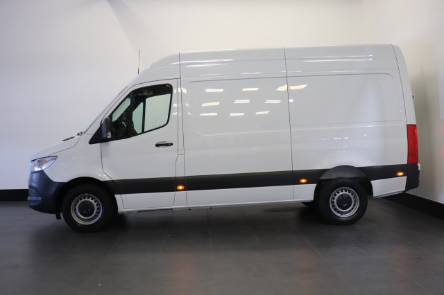 Mercedes-Benz Sprinter 314 2.2 CDI L2H2 Automaat EURO 6 - A/C Climate - Cruise - Camera - € 17.950,- Excl.