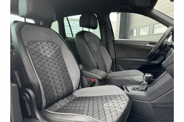 Volkswagen Tiguan 1.5 TSI R-Line Business+ | IQ | ACC | H&K Audio | Camera | €27.900,- incl. BTW