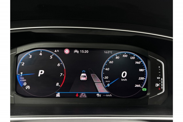 Volkswagen Tiguan 1.5 TSI R-Line Business+ | IQ | ACC | H&K Audio | Camera | €27.900,- incl. BTW Volkswagen Tiguan 1.5 TSI R-Line Business+ | IQ | ACC | H&K Audio | Camera | €27.900,- incl. BTW