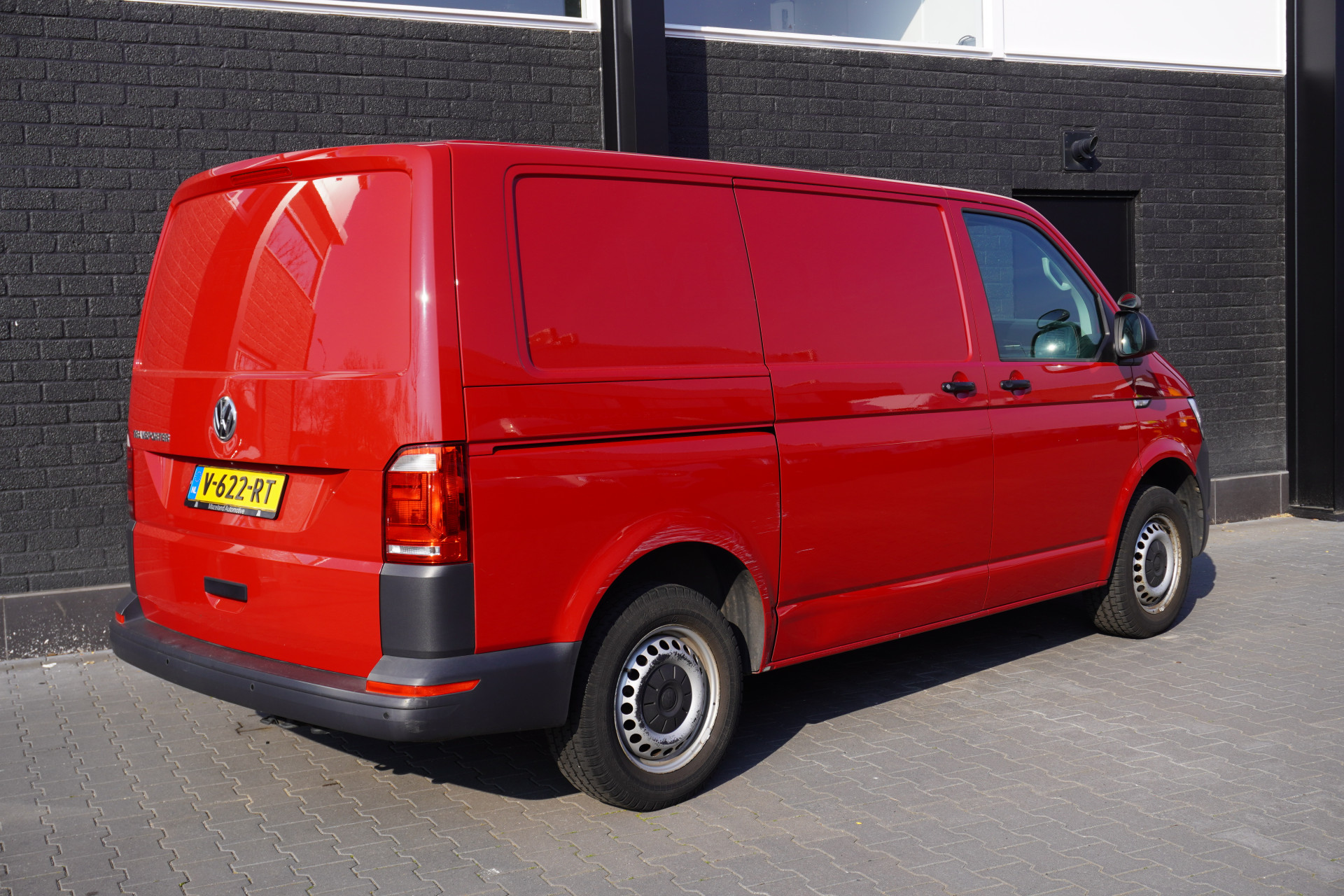 Volkswagen Transporter 2.0 TDI 150PK Automaat EURO 6 - Airco - Cruise - PDC - € 13.950,- Excl.