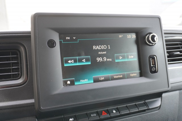 Renault Master 2.3 dCi 135PK L2H2 EURO 6 - Airco - Navi - Cruise - €16.950,- Excl.