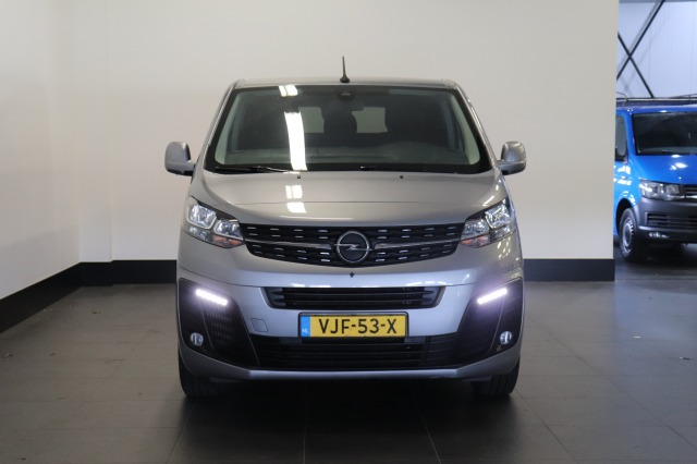 Opel Vivaro 2.0 CDTI 122PK L3 Dubbele Cabine EURO 6 - Airco - Cruise - Camera - € 16.900,- Excl. Opel Vivaro 2.0 CDTI 122PK L3 Dubbele Cabine EURO 6 - Airco - Cruise - Camera - € 16.900,- Excl.