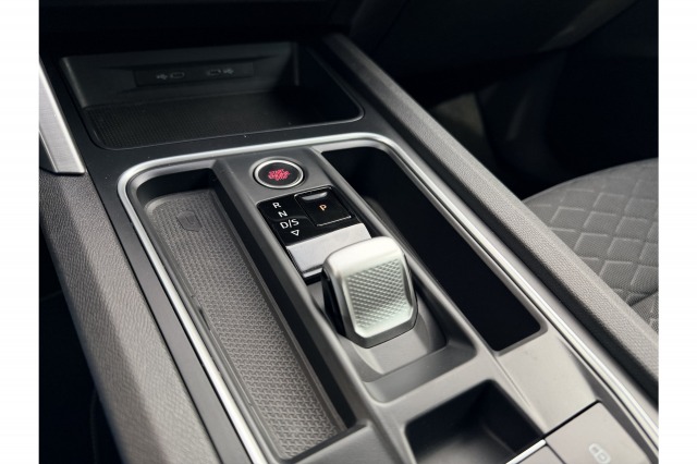 SEAT Leon 1.5 eTSI 150PK Automaat FR Launch Edition | Cruise | Camera | Winterpakket | Carplay | €19.900,- incl. BTW