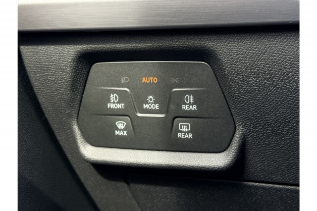 SEAT Leon 1.5 eTSI 150PK Automaat FR Launch Edition | Cruise | Camera | Winterpakket | Carplay | €19.900,- incl. BTW