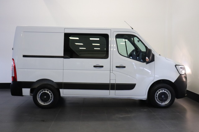 Renault Master 2.3 dCi 130 PK EURO 6 - Airco - Cruise - Trekhaak - € 15.950,- Excl.