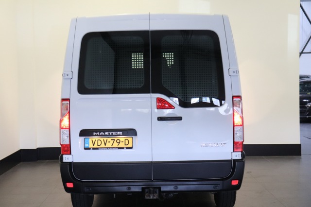 Renault Master 2.3 dCi 130 PK EURO 6 - Airco - Cruise - Trekhaak - € 15.950,- Excl.