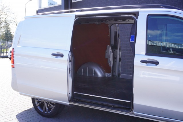 Mercedes-Benz Vito 114 CDI Lang Automaat 2x Schuifdeur EURO 6 - A/C Climate - Navi - Cruise - Camera - € 18.950.- Excl.