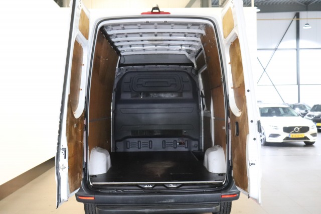 Mercedes-Benz Sprinter 315 CDI Automaat L2H2 EURO 6 - A/C climate - Cruise - Camera - € 20.950,- Excl. Mercedes-Benz Sprinter 315 CDI Automaat L2H2 EURO 6 - A/C climate - Cruise - Camera - € 20.950,- Excl.