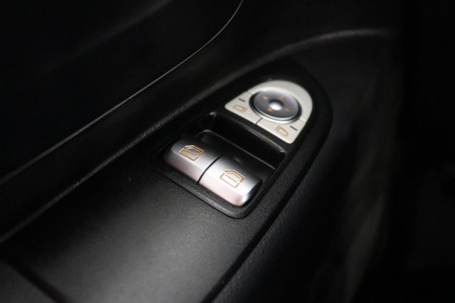 Mercedes-Benz Vito 114 CDI Lang Dubbele Cabine Automaat EURO 6 - AC/Climate - Navi - Cruise - € 28.900,- Excl.