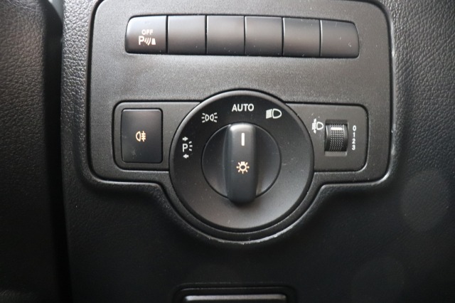 Mercedes-Benz Vito 114 CDI Lang Automaat - EURO 6 - Airco - Cruise - Camera - €18.900,- Excl.