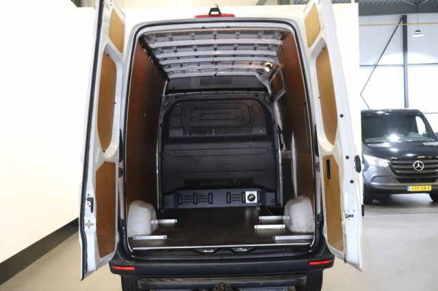 Mercedes-Benz Sprinter 316 2.2 CDI Automaat L2H2 EURO 6 - AC/Climate - Navi - Cruise - €16.950,- Excl. Mercedes-Benz Sprinter 316 2.2 CDI Automaat L2H2 EURO 6 - AC/Climate - Navi - Cruise - €16.950,- Excl.